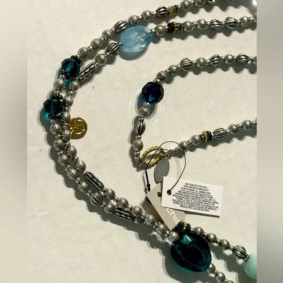 Chico’s Set of Three Brooches & One Necklace - Picture 4 of 7